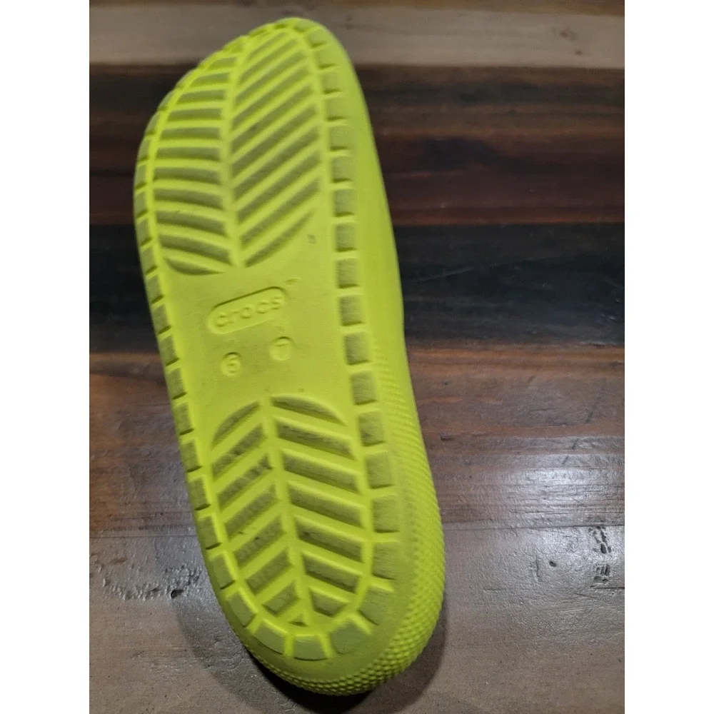 CROCS ICONIC COMFORT SLIDES Size Mens 5 Hi-Visibility YELLOW Slip Ons SO COMFY
